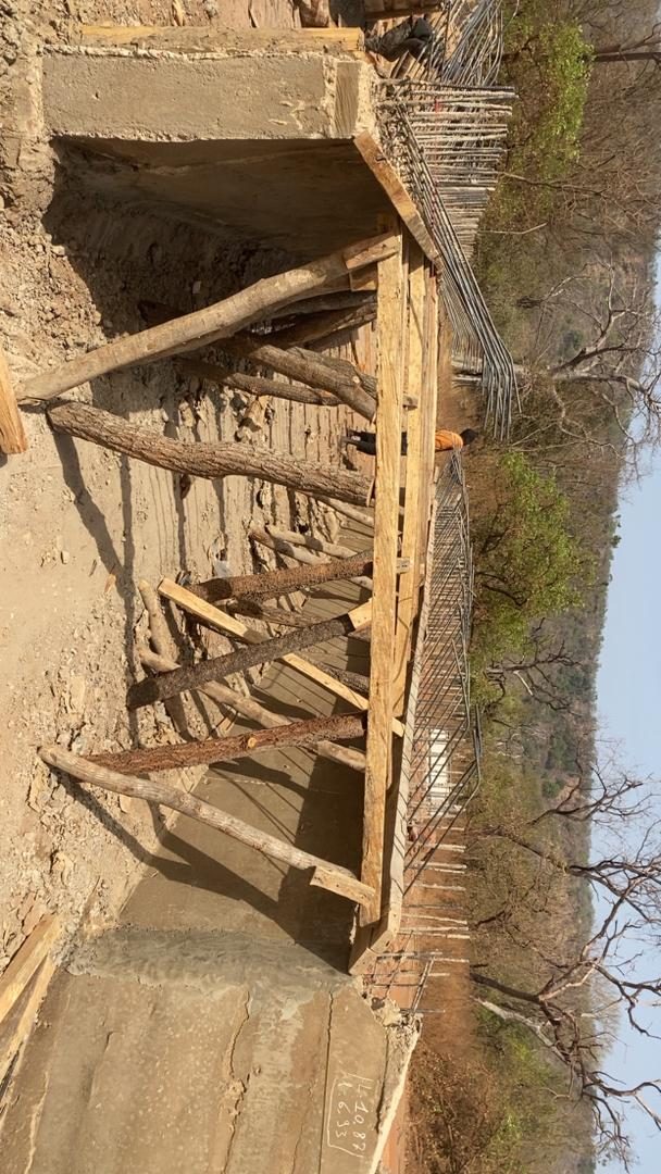 MOHA COM SARL - travaux BTP, voirie et ouvrages de drainage au Mali - ouvrage de drainage/caniveau