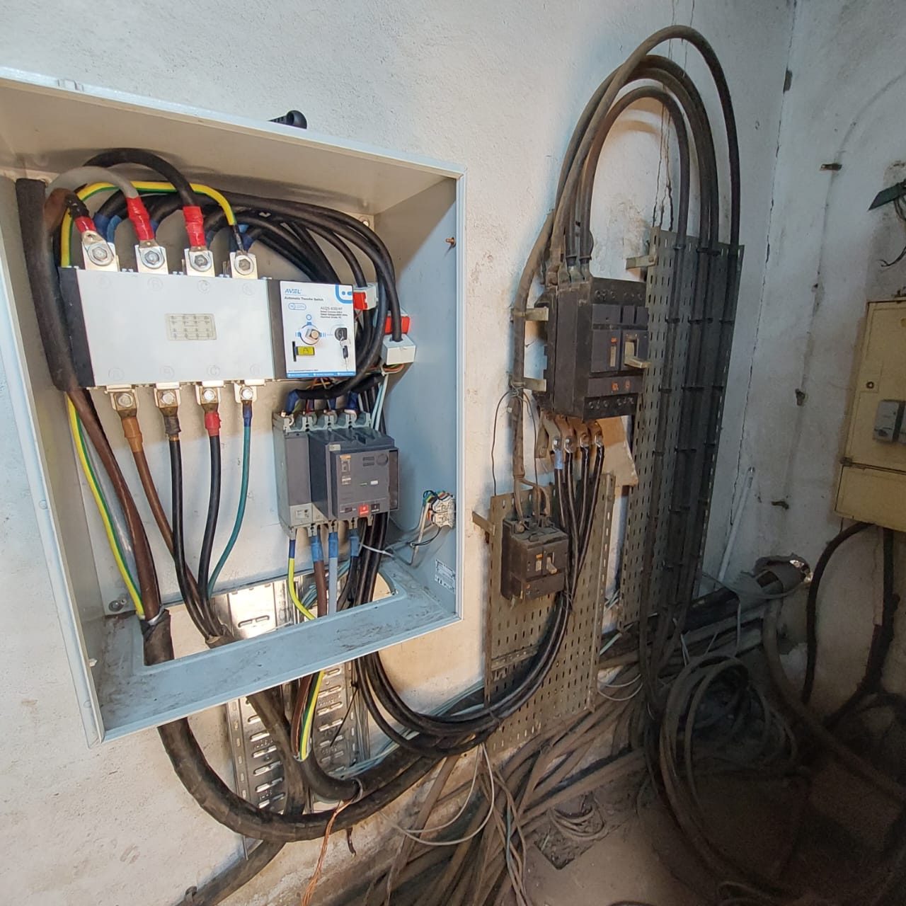 MOHA COM SARL - équipements et installations électriques HTA/BT - armoire/câblage électrique