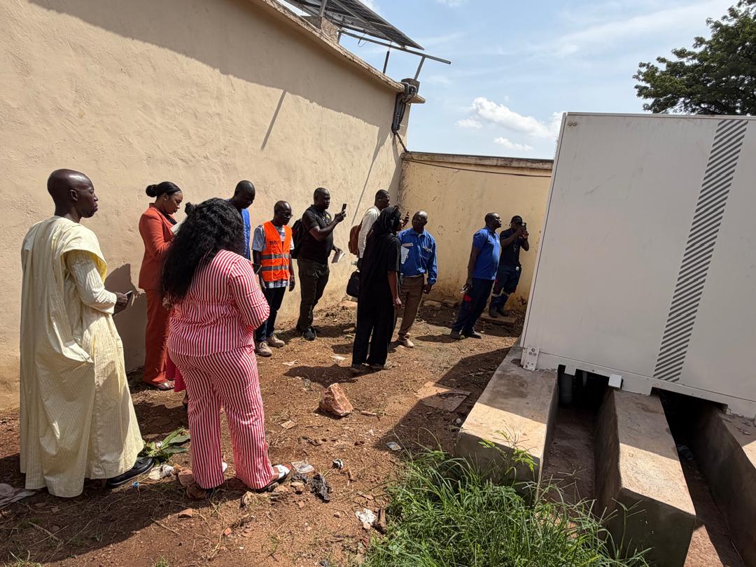 Panneaux photovoltaiques installes par MOHA COM SARL au Mali